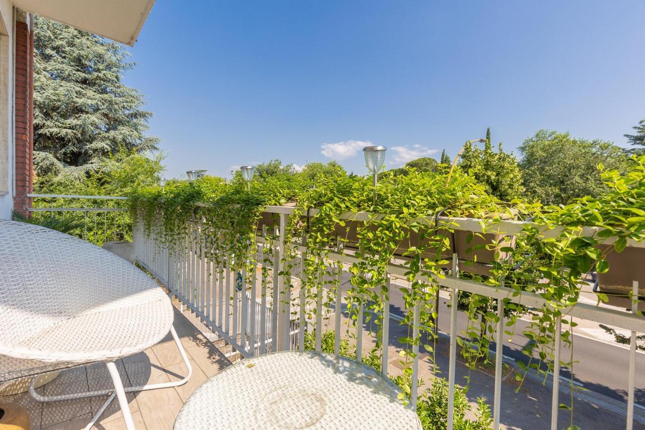 Crys: Apartments, Holiday, Business, Blu Verona Dış mekan fotoğraf